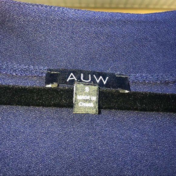 AUW Navy Blouse with Unique Button Shoulders and Side Ruching Vintage - Picture 3 of 6
